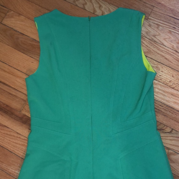 VINCE CAMUTO DRESS - Picture 5 of 8